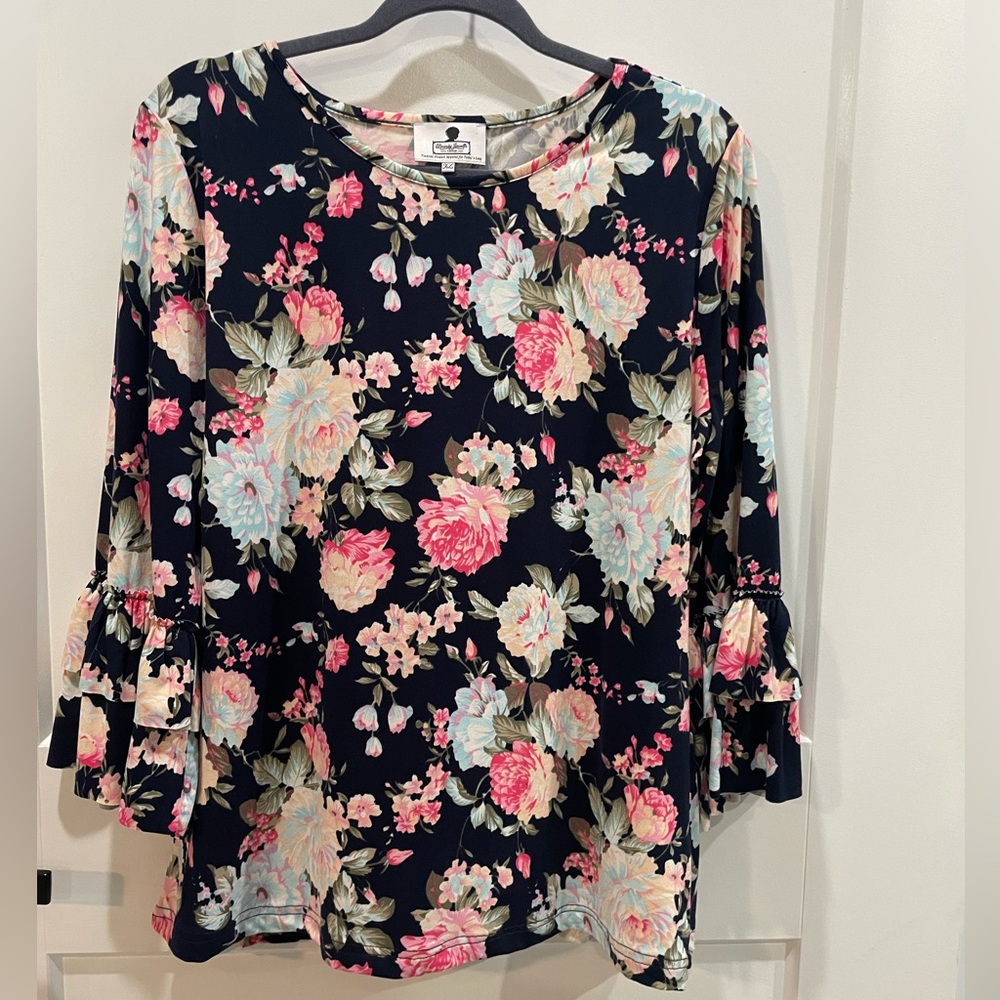 Dainty Jewells Black Floral Ruffle Sleeve Blouse